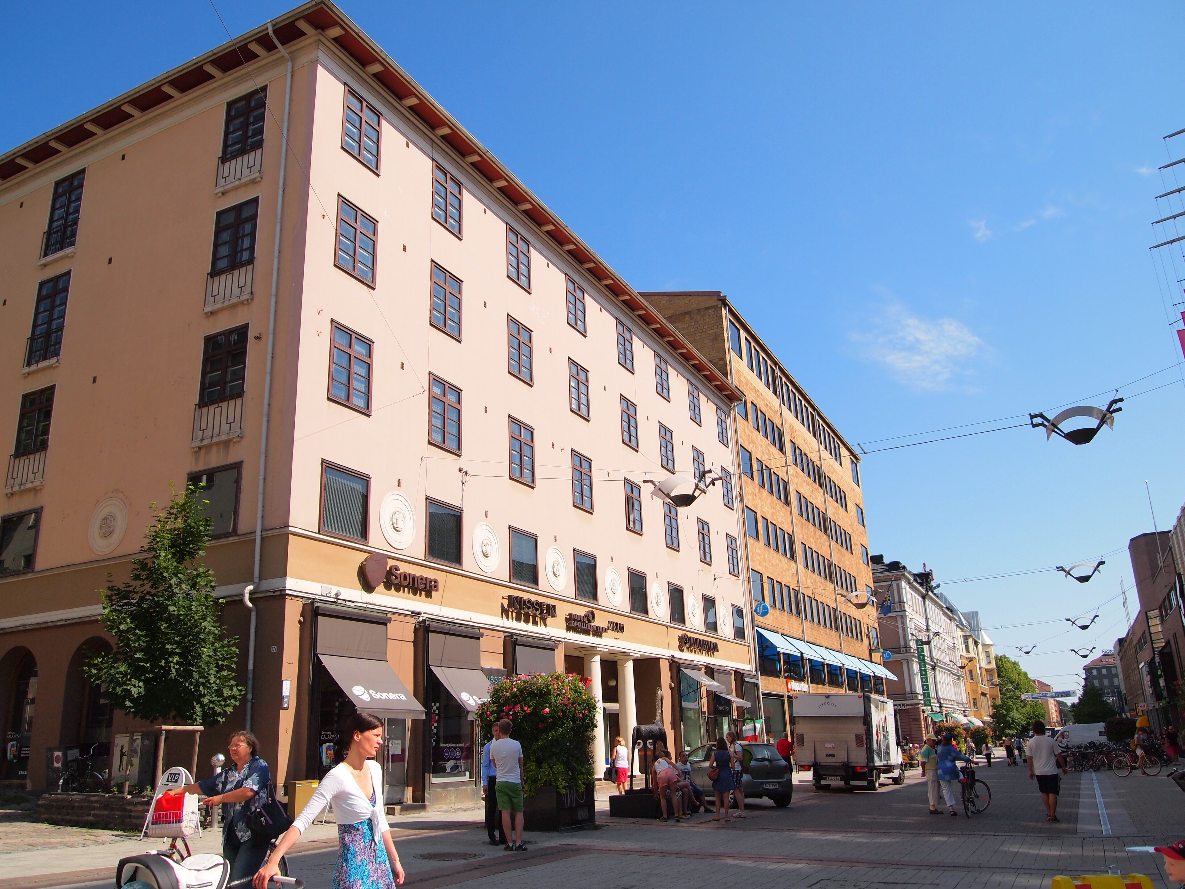 Turku_-_Yliopistonkatu_27